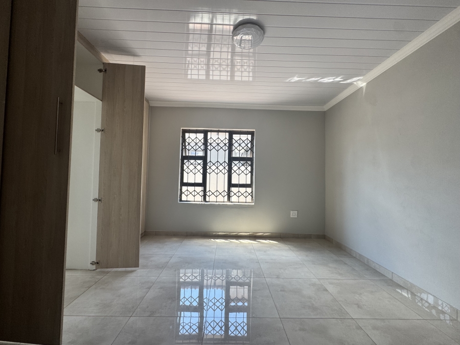 3 Bedroom Property for Sale in Flamwood North West